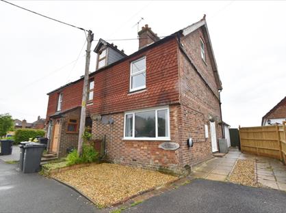 3 Bed Semi-Detached House, Sunnyside Villas, TN33