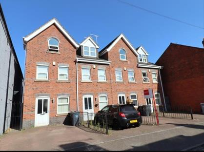 4 Bed End Terrace, Chambers Street, CW2