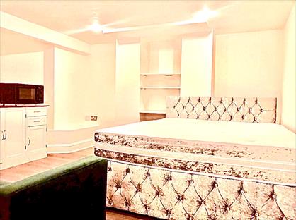 Room in a Shared House, Genesta Road, SE18