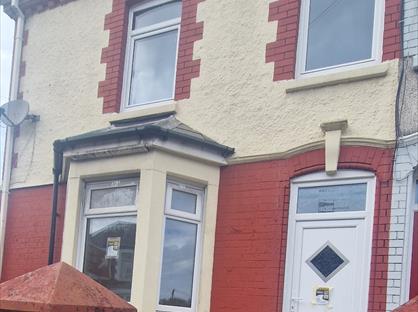 3 Bed Semi-Detached House, Bedwas Road, CF83