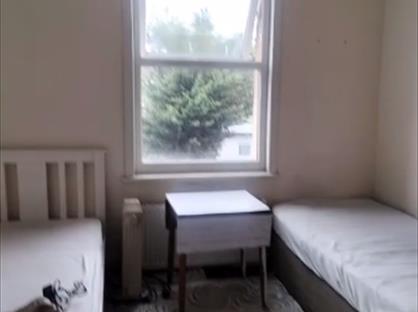 Room in a Shared Flat, Hampton Road, IG1