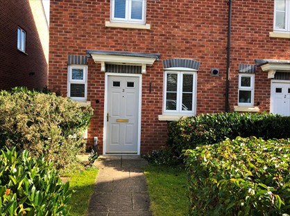 2 Bed Semi-Detached House, College Walk, DY10