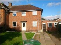 3 Bed Semi-Detached House on Walnut Road, LE11