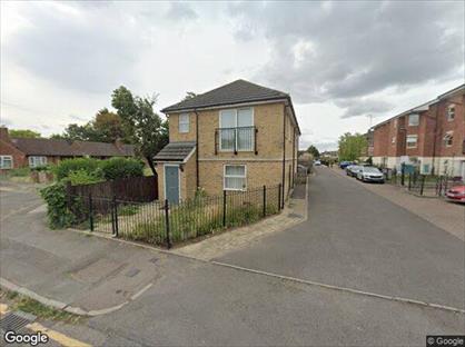 1 Bed Semi-Detached House, Hardy Mews, UB8