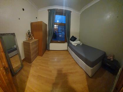 Room in a Shared House, Grove Green Road, E11
