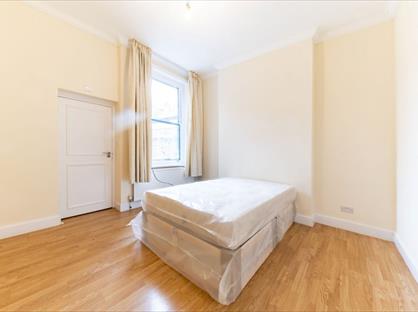 Room in a Shared House, Hilltop Road, NW6