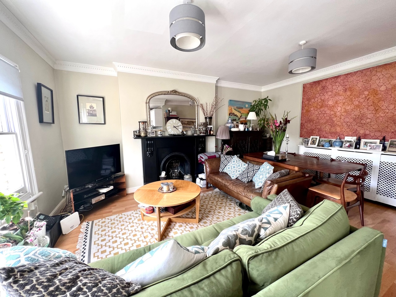 3 Bed Maisonette, Edith Road, W14 photo 2