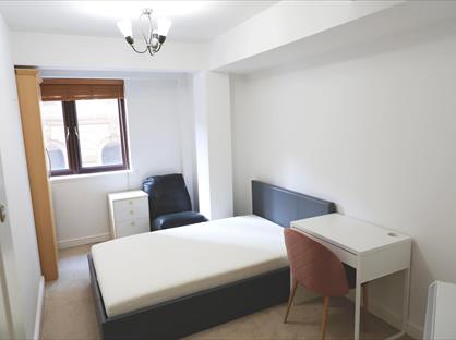 Room in a Shared Flat, Tuscany House, M1