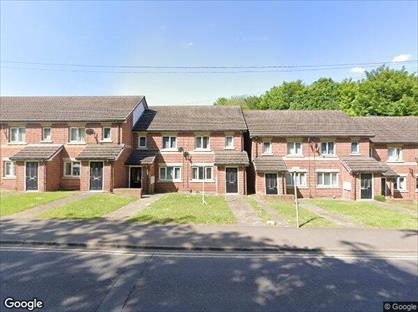 3 Bed Terraced House, Pontefract Road, S71