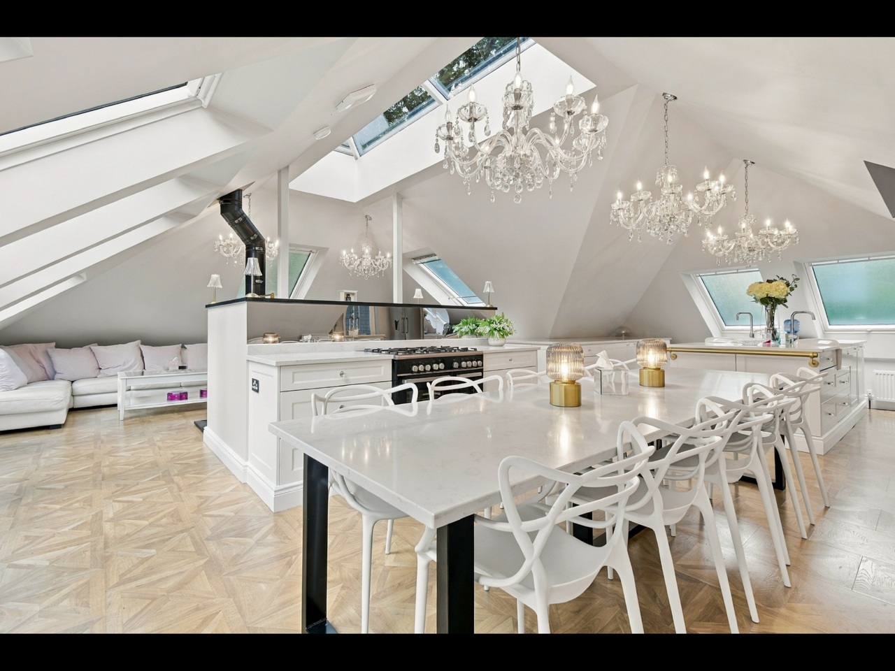2 Bed Detached House, Elmwood Court, LS8