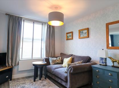 1 Bed Flat, Acomb Road, YO24
