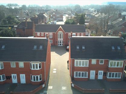 1 Bed Flat, Palace Gardens, PE2