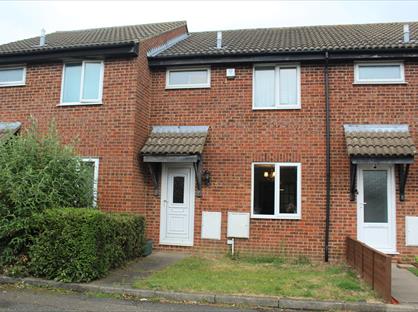 3 Bed Terraced House, Redhouse Close, HP11