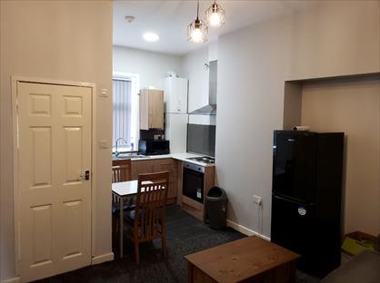 1 Bed Flat, Green Street, BB10