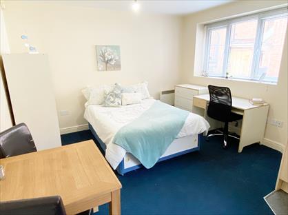 Studio Flat, Western Road, LE3
