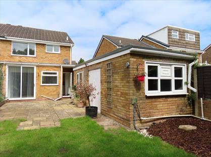 3 Bed Semi-Detached House, Stockwell Avenue, DY5