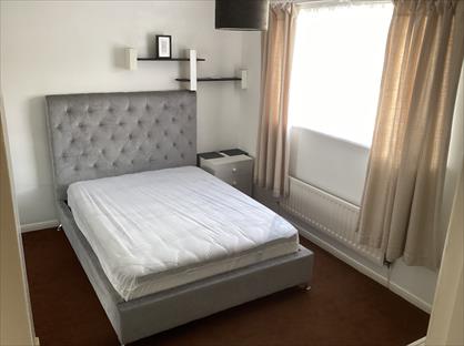 Room in a Shared House, Christopher Walk, WS13