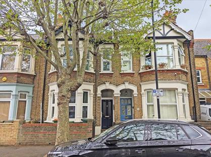 2 Bed Flat, Wanlip Road, E13