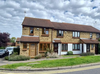 2 Bed Terraced House, Laurelside Walk, LU5