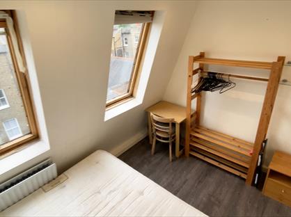 Room in a Shared Flat, Netherwood Road, W14