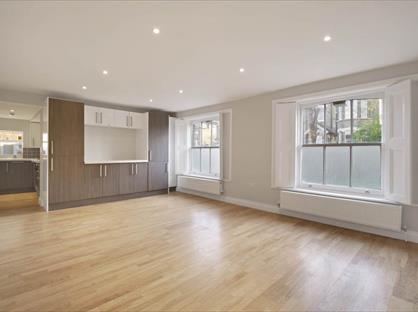 2 Bed Flat, Hamlet Road, SE19