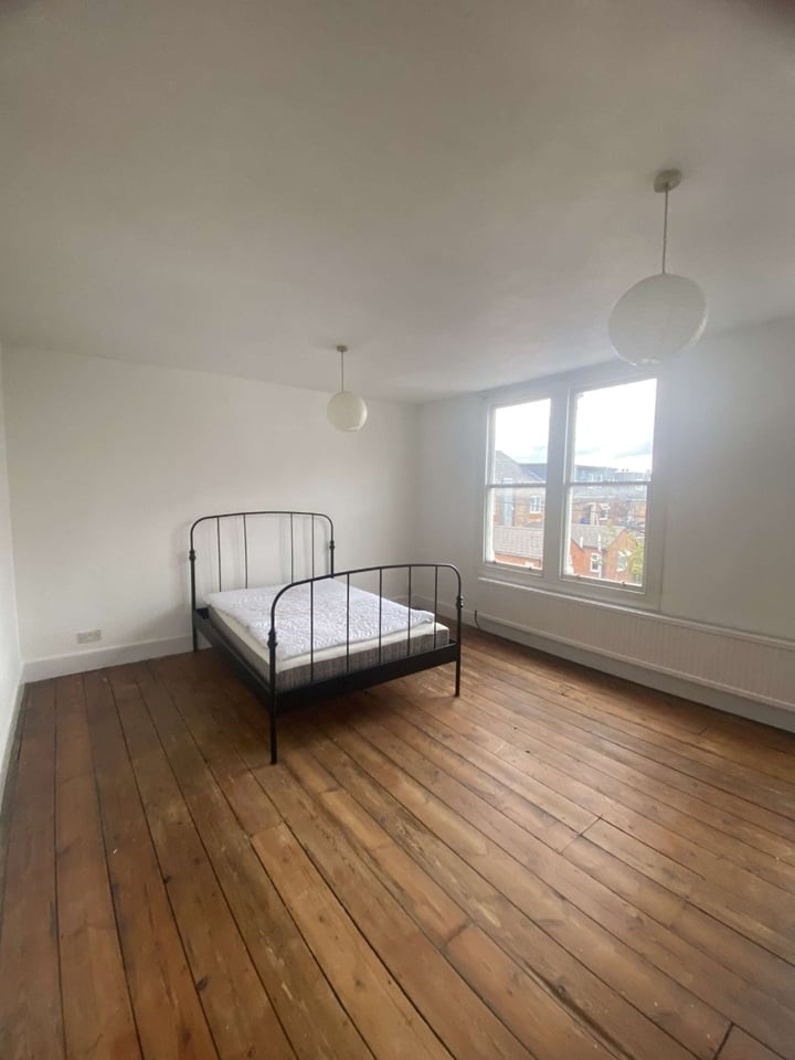 Additional image 2 of 5 Bed Semi-Detached House, Claypol Rd, NG7, N1 7GU