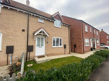 2 Bed Terraced House, Eton Way, PE21