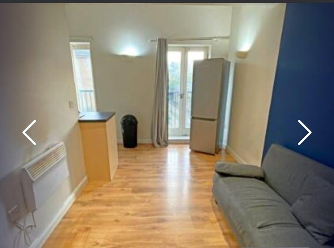 Bradford 1 Bed Flat, Melbourne House, BD5 To Rent Now for £550.00 p/m