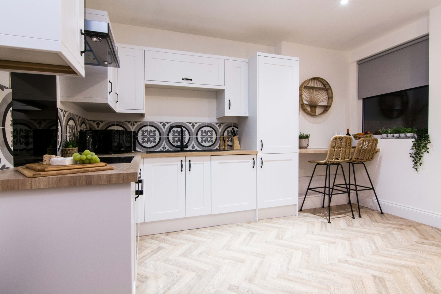 Warwickshire 1 Bed Flat, Market Street, CV21 To Rent Now for £950.