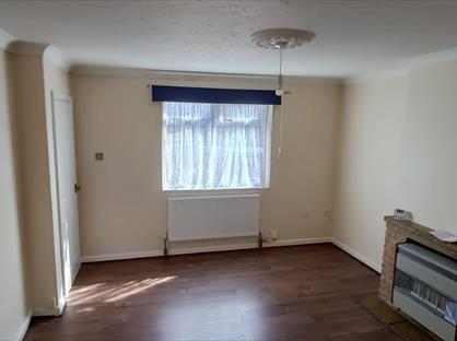 3 Bed Terraced House, The Green, CM1