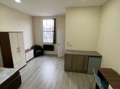 Room in a Shared House, St. Stephens Road, B29