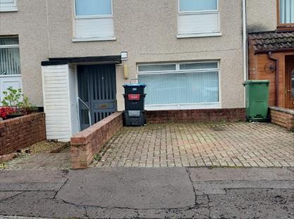 3 Bed Terraced House, Macalister Place, KA3