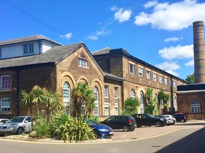 1 Bed Flat, Kidman Close, RM2