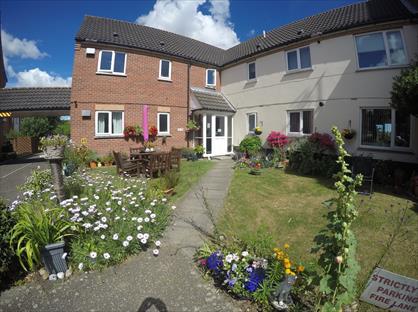 1 Bed Flat, Regents Court, NR28