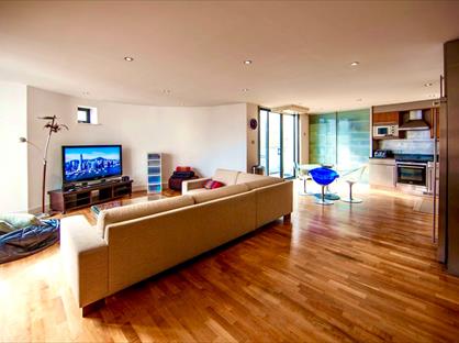 2 Bed Flat, Bourchier Street, W1D