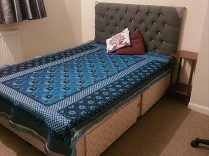 Room in a Shared House, St. Helier Avenue, SM4