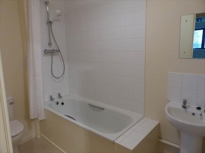 2 Bed Flat, Edinburgh, EH14