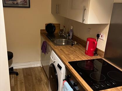 Room in a Shared Flat, Claude Place, CF24