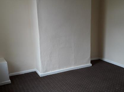 2 Bed Flat, Exchange Street, BB8