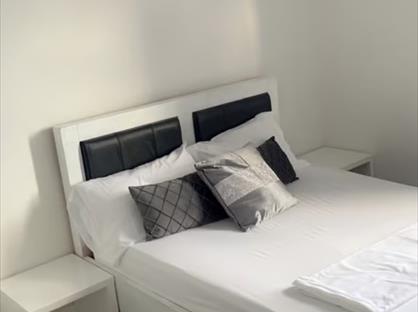 3 Bed Detached House, Elm Road, ME7