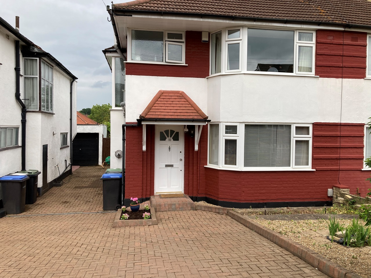 Southgate 3 Bed SemiDetached House, Farmleigh Southgate, N14 To