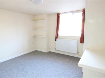 Room in a Shared Flat, Station Road, UB8