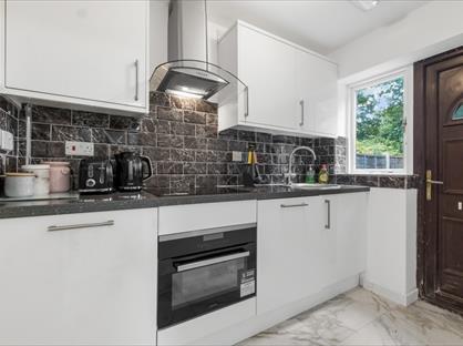 Studio Flat, Wilkinson Croft, B8
