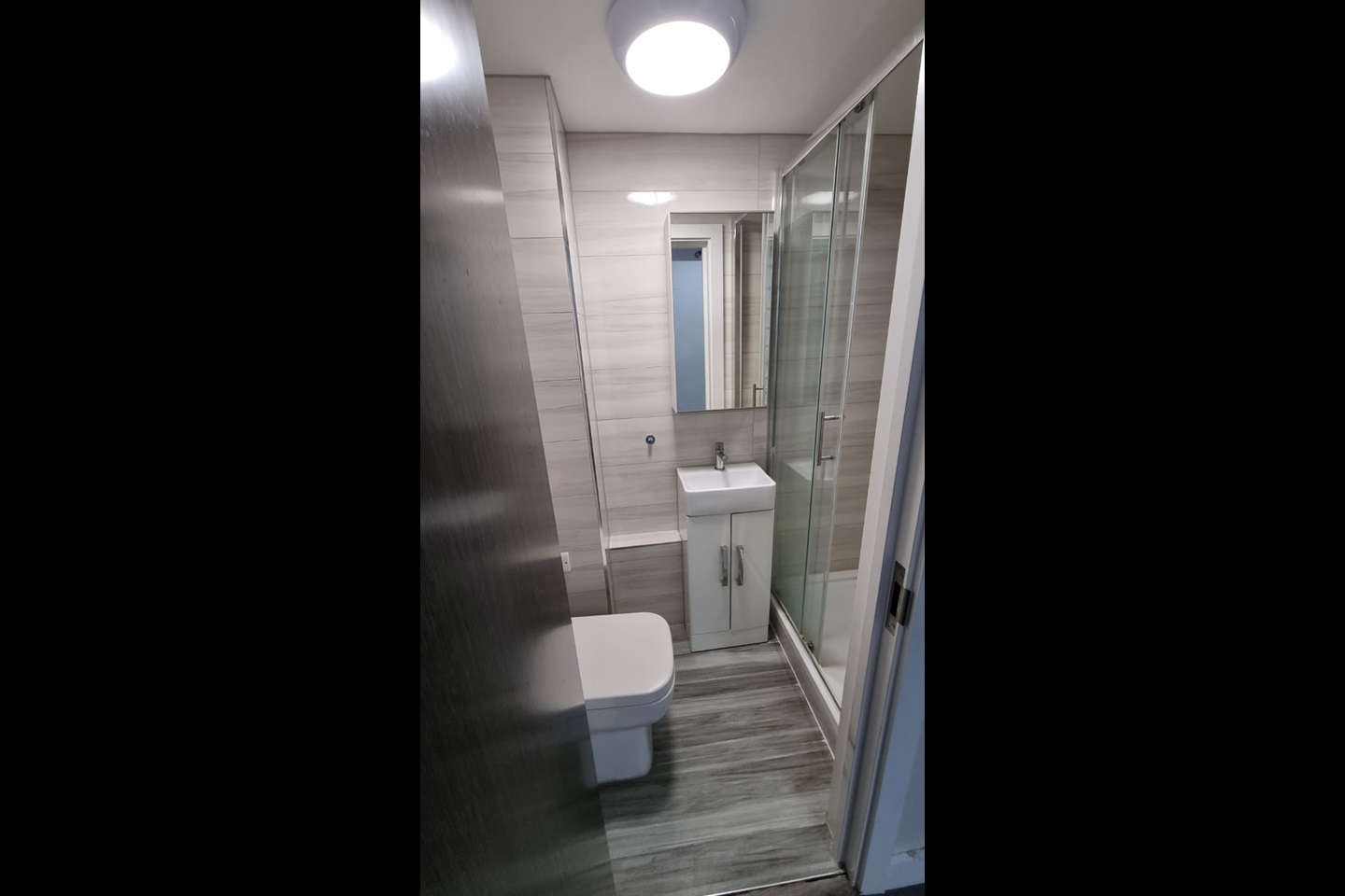 London Studio Flat, Lichfield Grove, N3 To Rent Now for £1,150.00 p/m