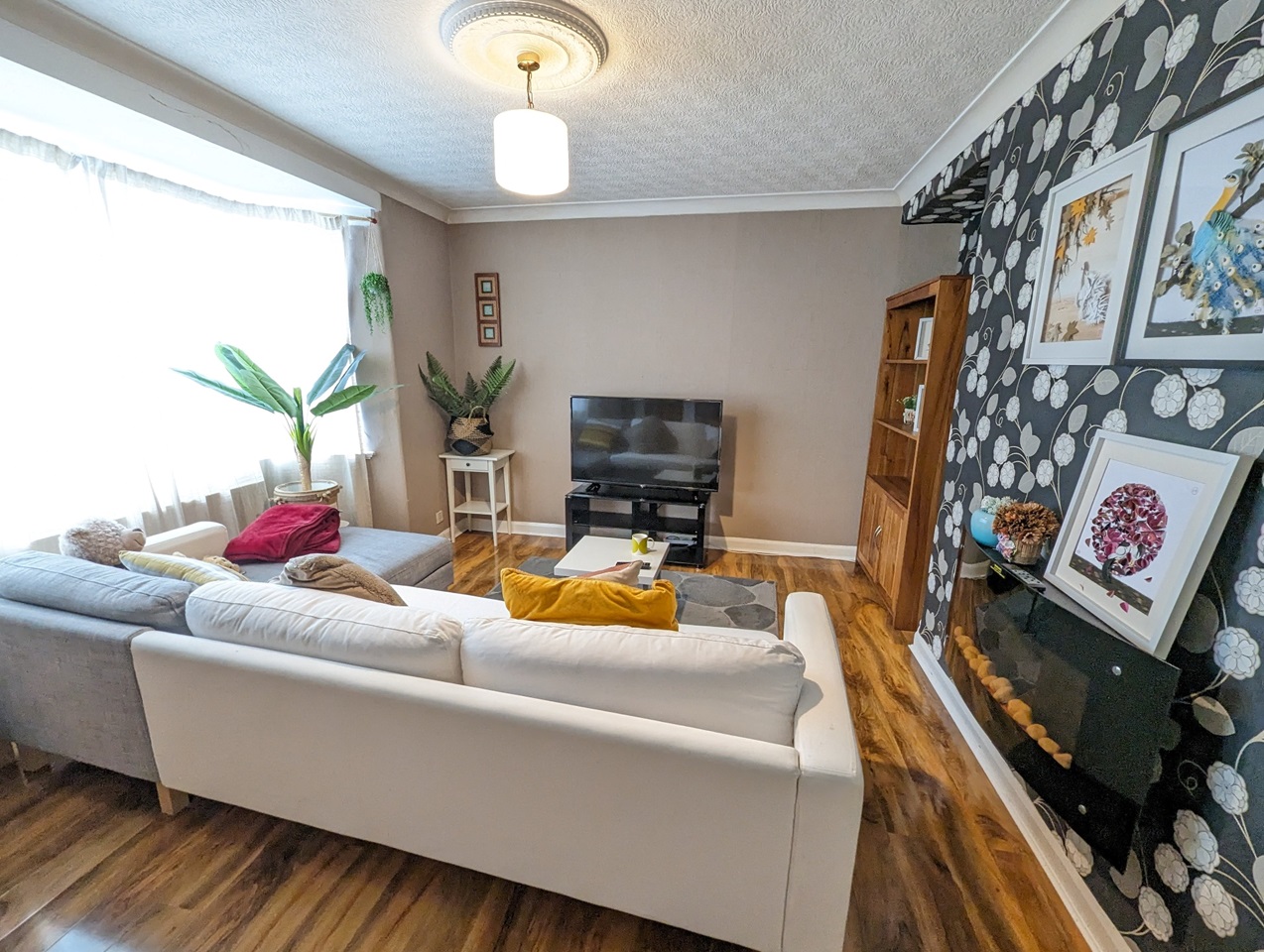 3 Bed Terraced House, Bordale Avenue, M9