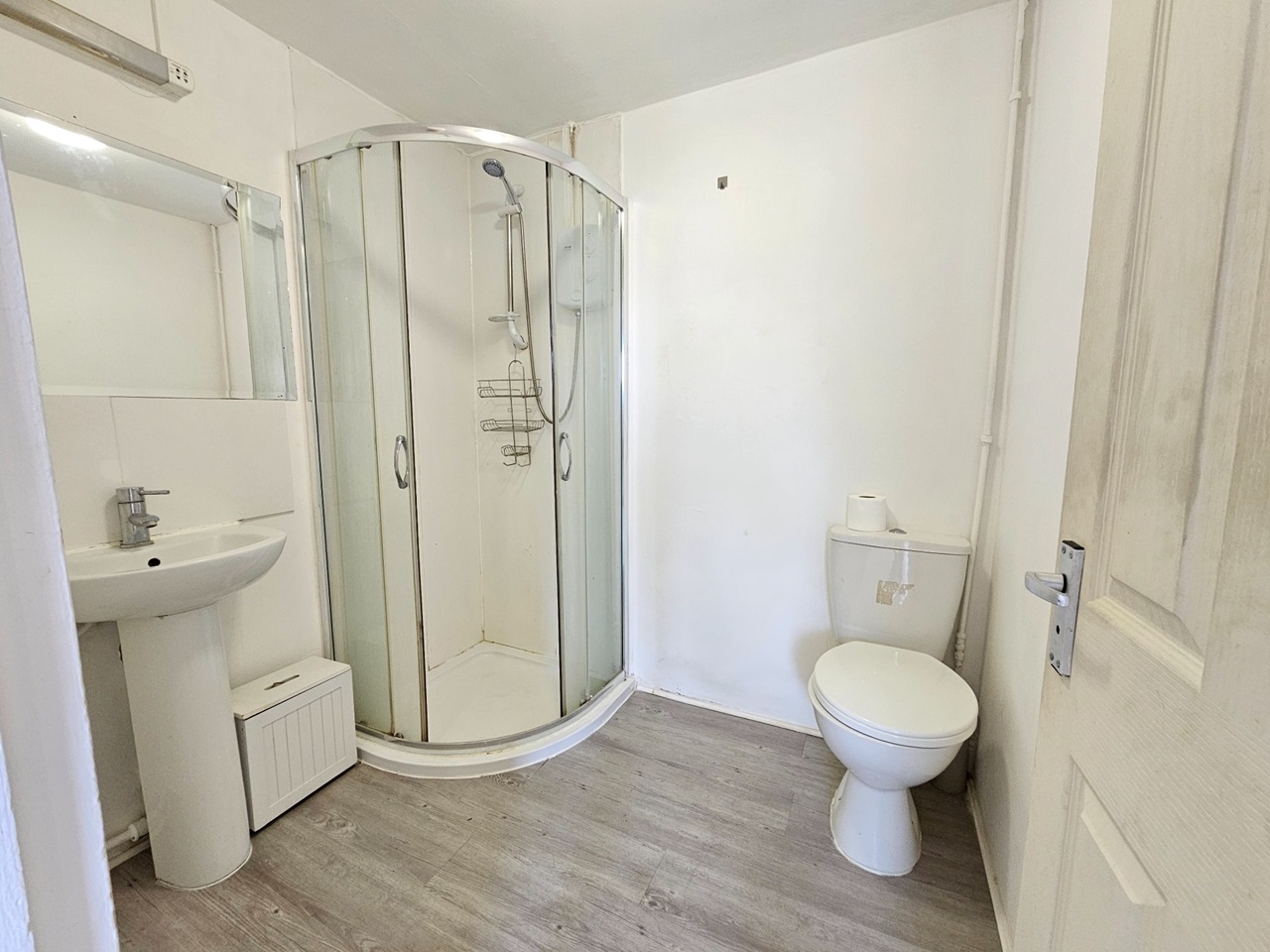 Bulphan, Upminster Studio Flat, Lower Dunton Road, RM14 To Rent Now