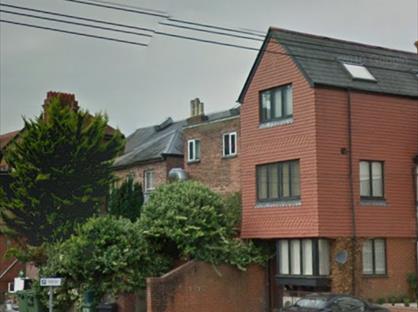 Studio Flat, Paper Mews, RH4