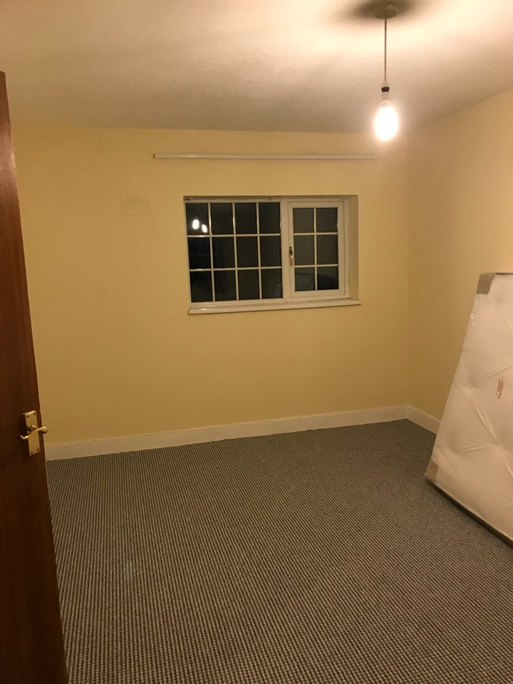 Sheffield 2 Bed SemiDetached House, Thornbridge Crescent, S12 To