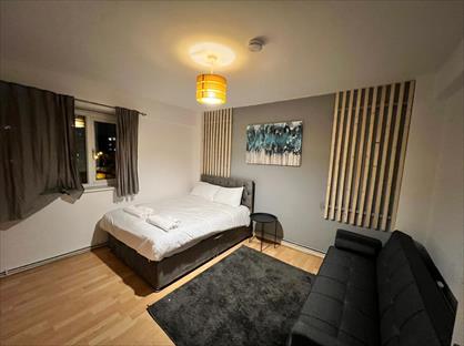 Room in a Shared Flat, Swinburne Court, SE5