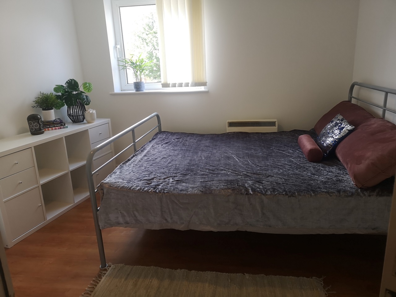 London Room in a Shared Flat, Fishguard Way, E16 To Rent Now for £
